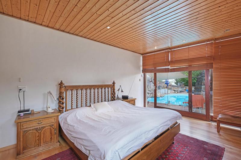 6 Bedroom Property for Sale in Camps Bay Western Cape